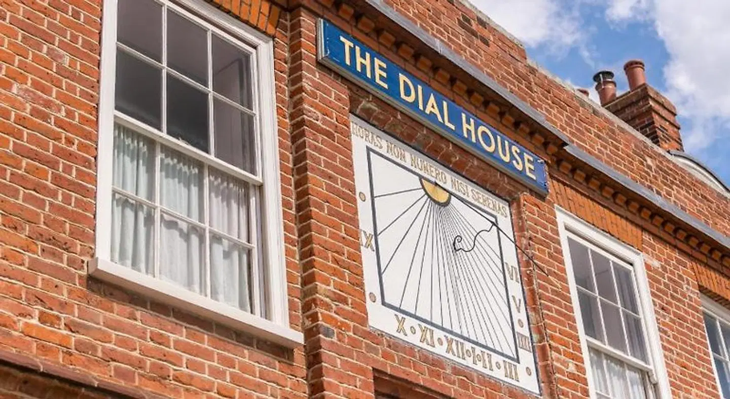 The Dial House EXTERIOR