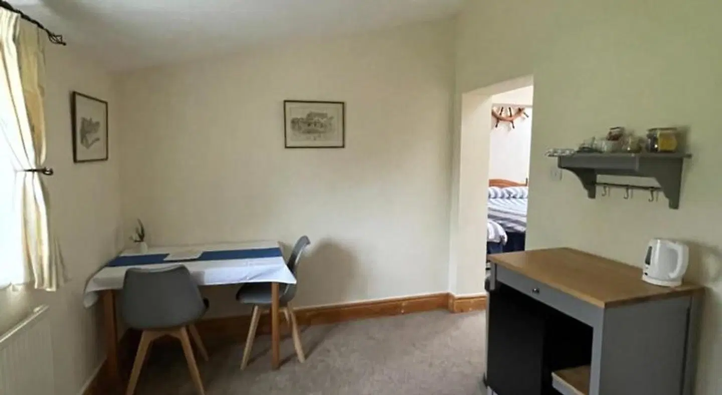 The Waterings B&B ROOM_EXAMPLE