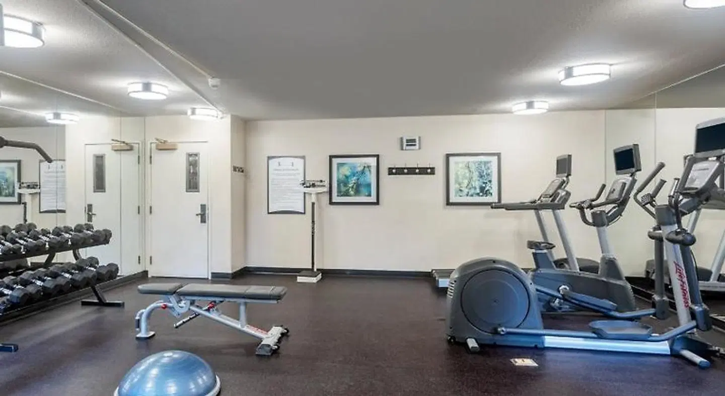 Staybridge Suites Allentown Bethlehem Airport by IHG SPORTS_AND_LEISURE