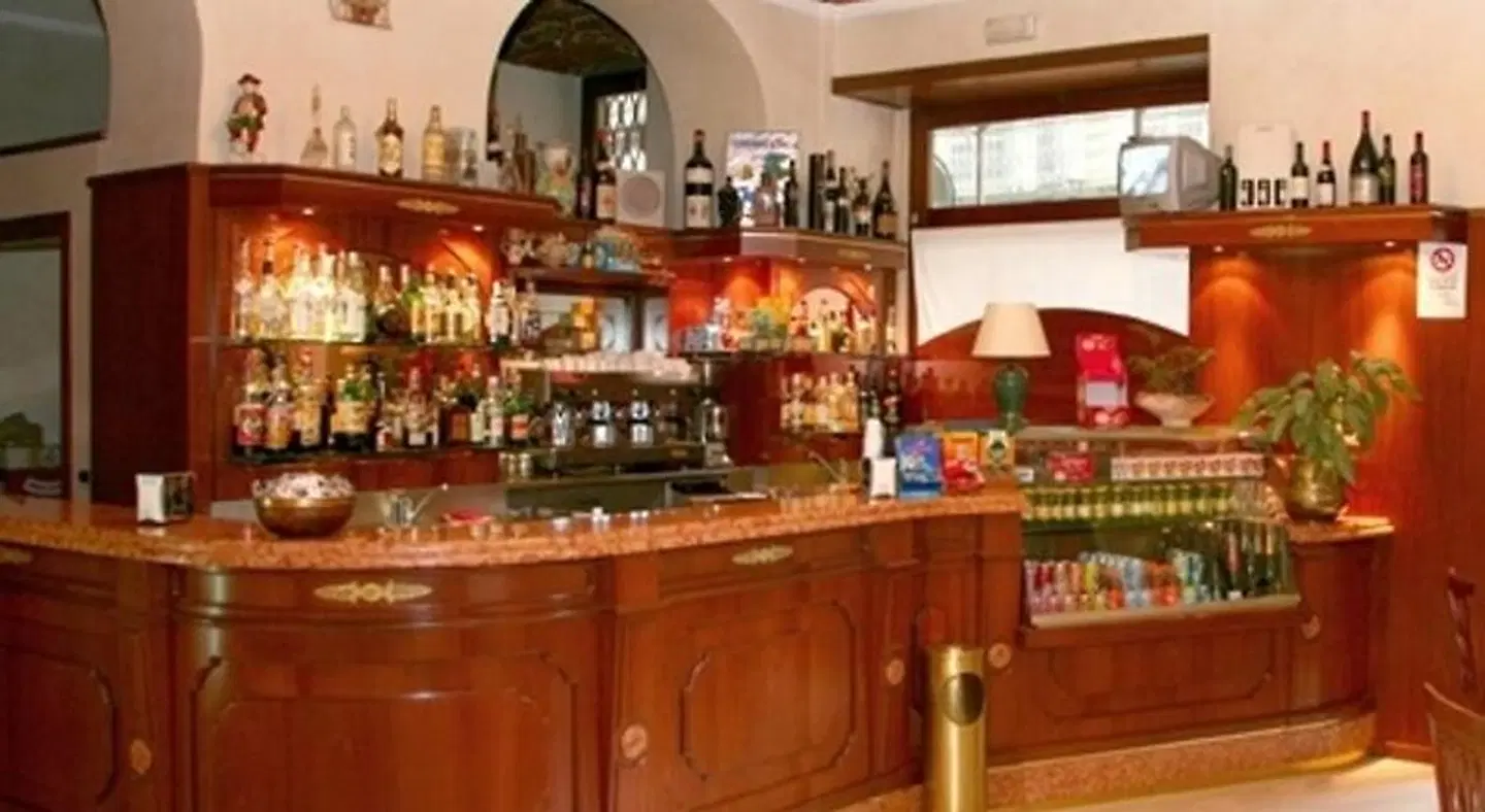 Nizza Bar