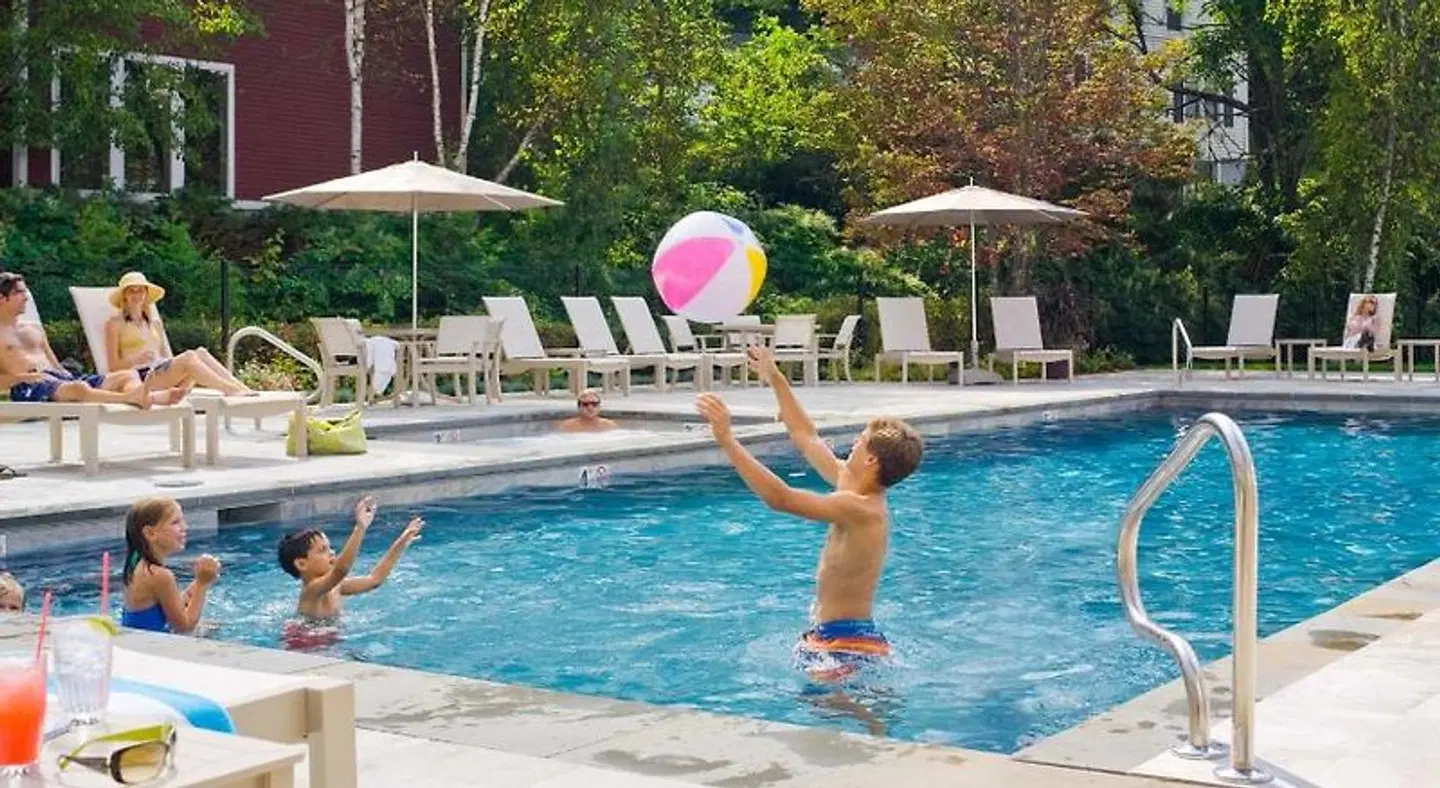 Green Mountain Inn OUTDOOR_POOL