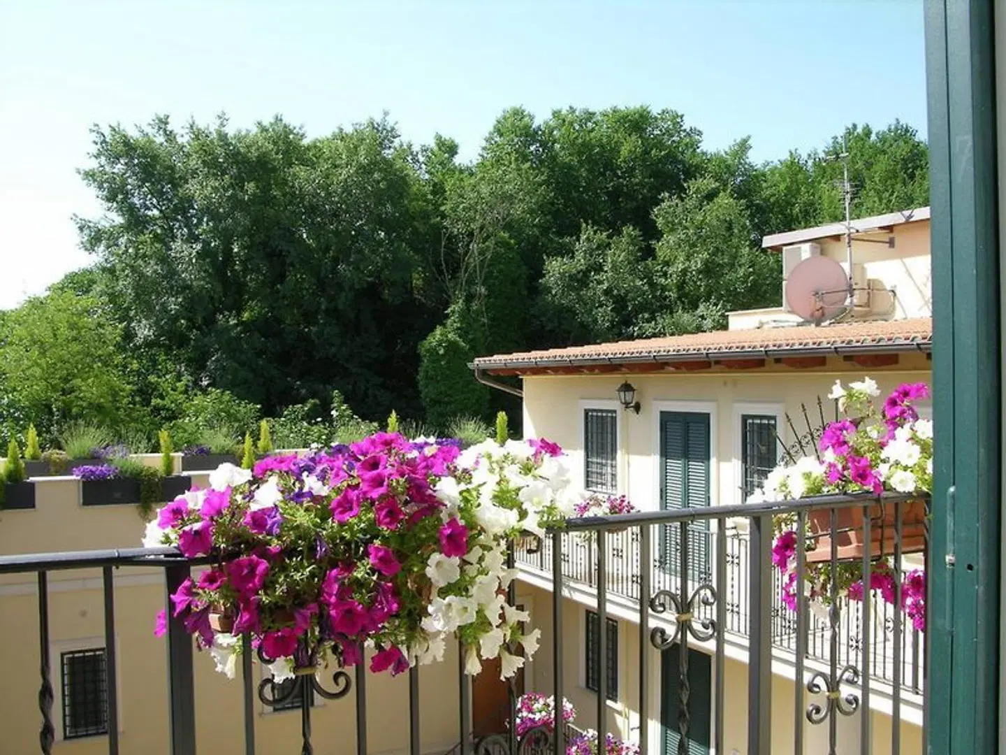 Aurelia Vatican Apartments EXTERIOR