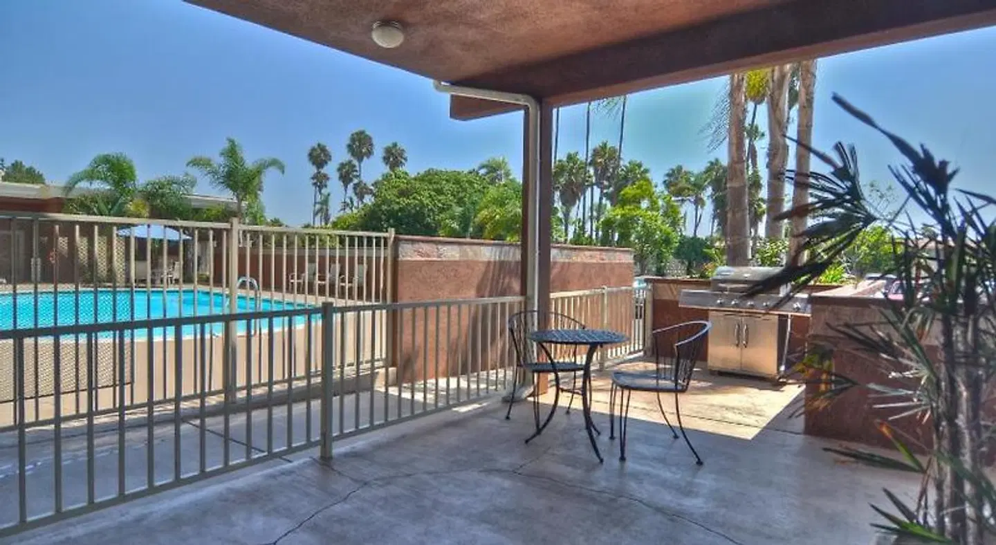 Holiday Inn Express San Diego South - Chula Vista by IHG Terrasse