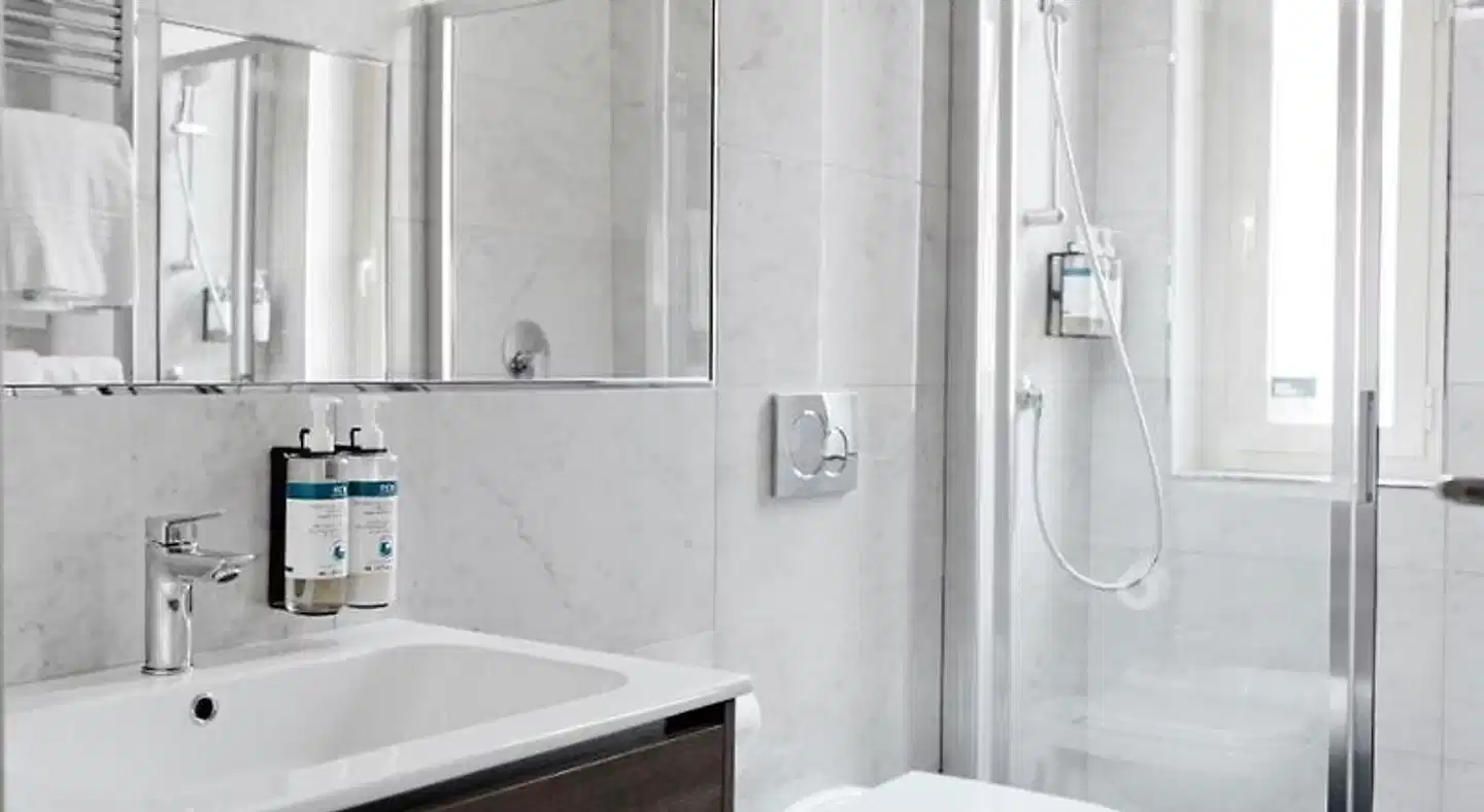 numa I Loreto Apartments Badezimmer