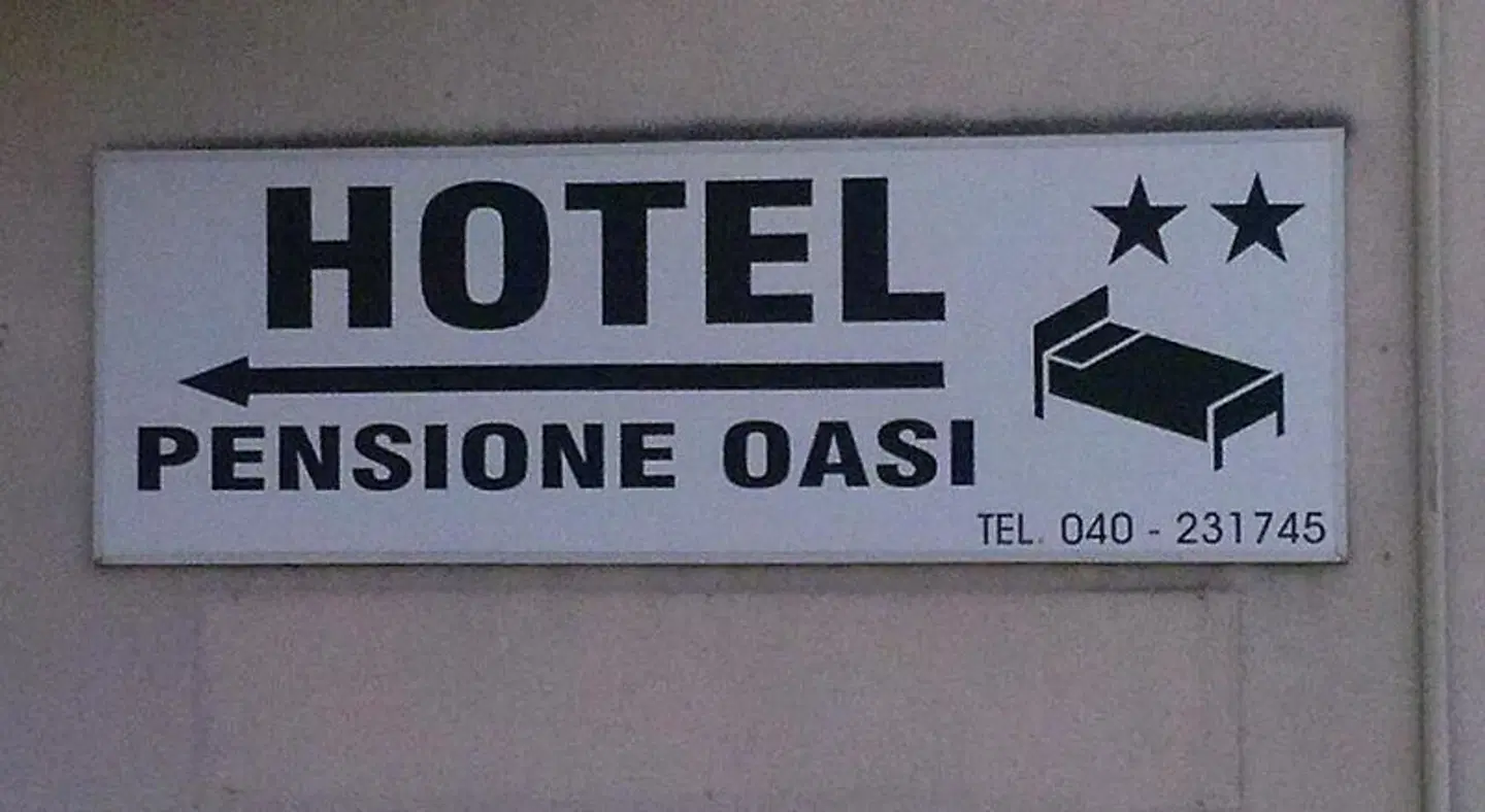 Hotel Oasi EXTERIOR
