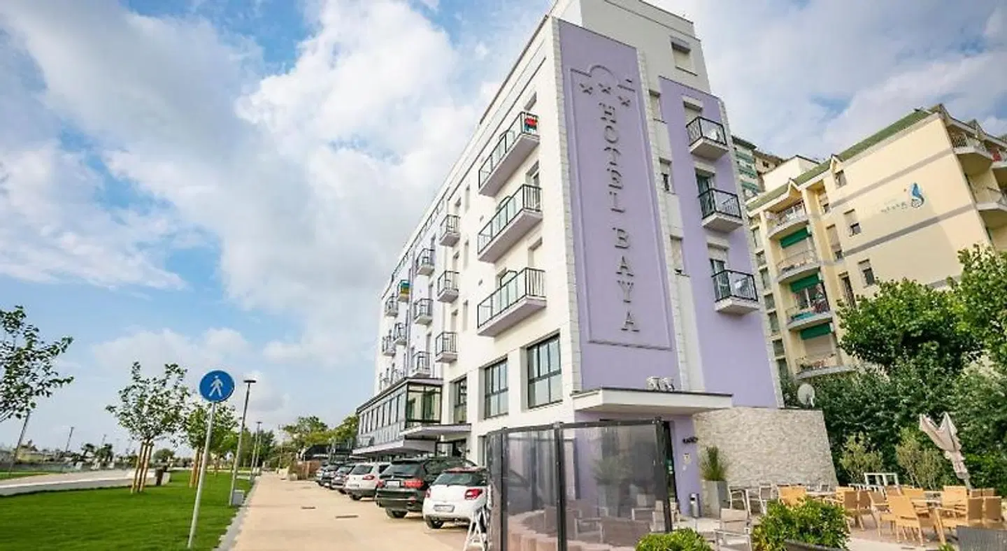 Baya Strand EXTERIOR