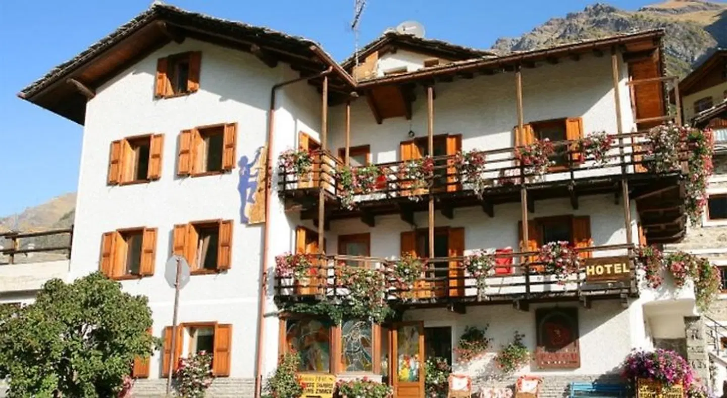Residence Pavou EXTERIOR