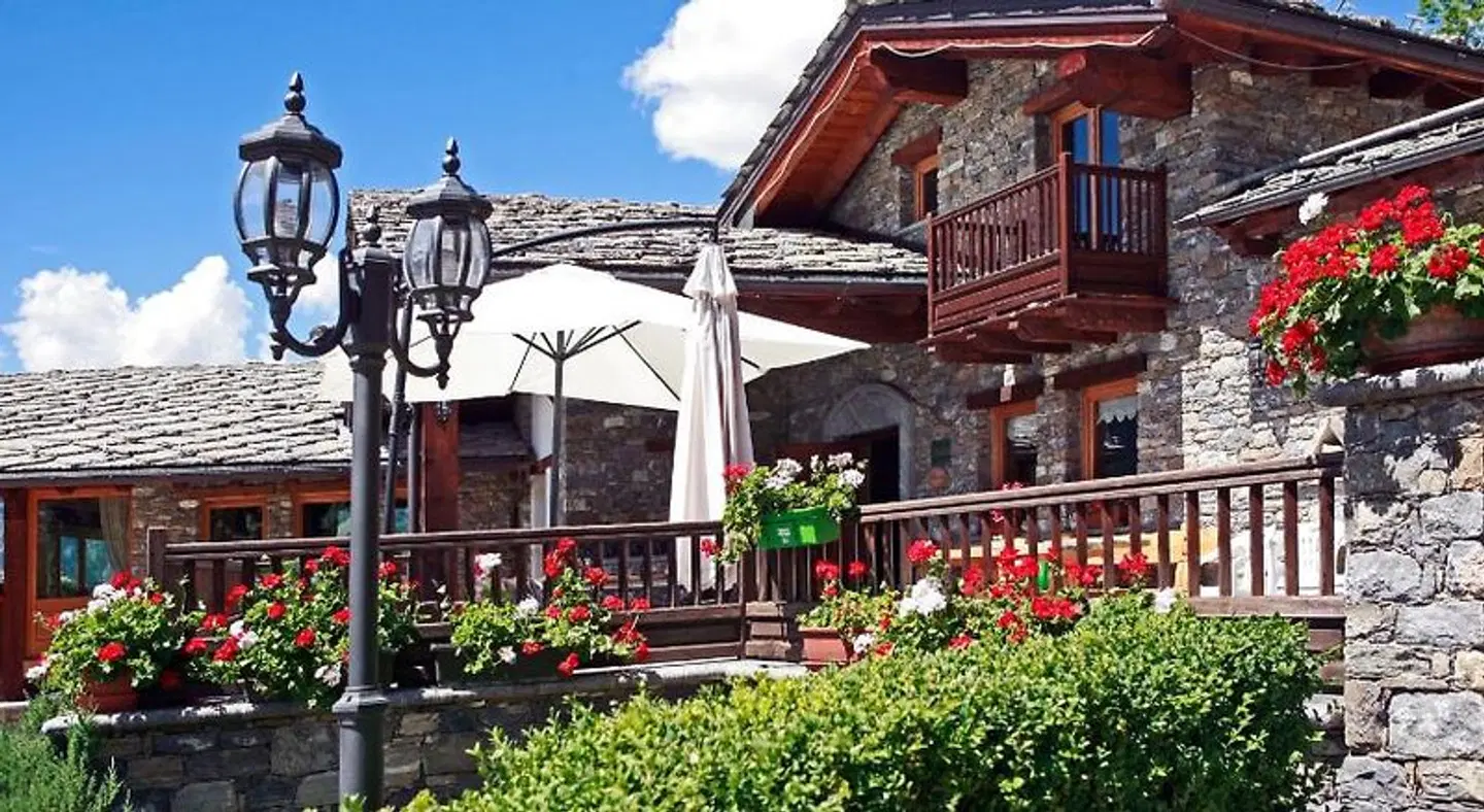 Les Combes EXTERIOR