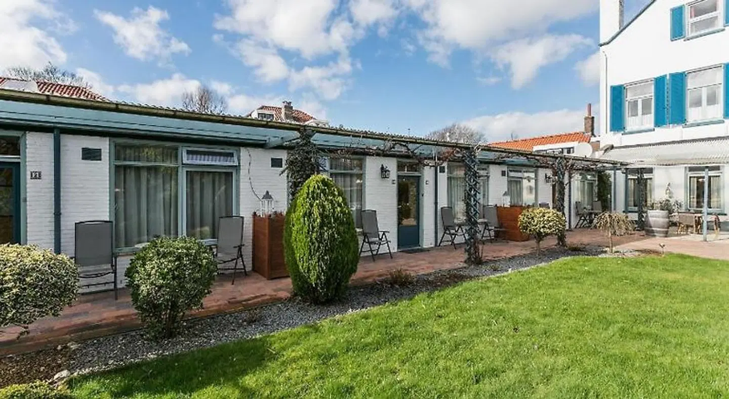 B&B Papillon EXTERIOR
