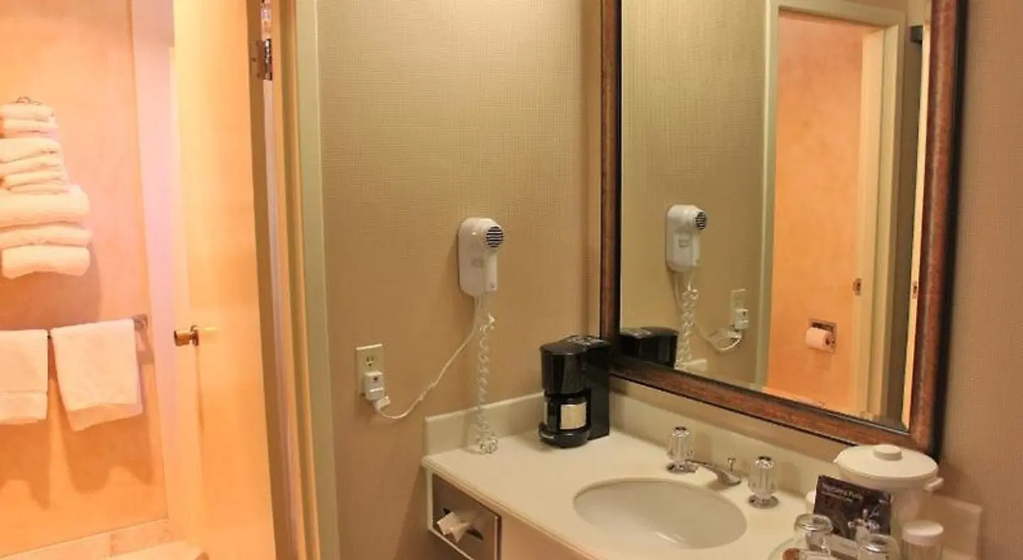 Columbus Motor Inn Badezimmer