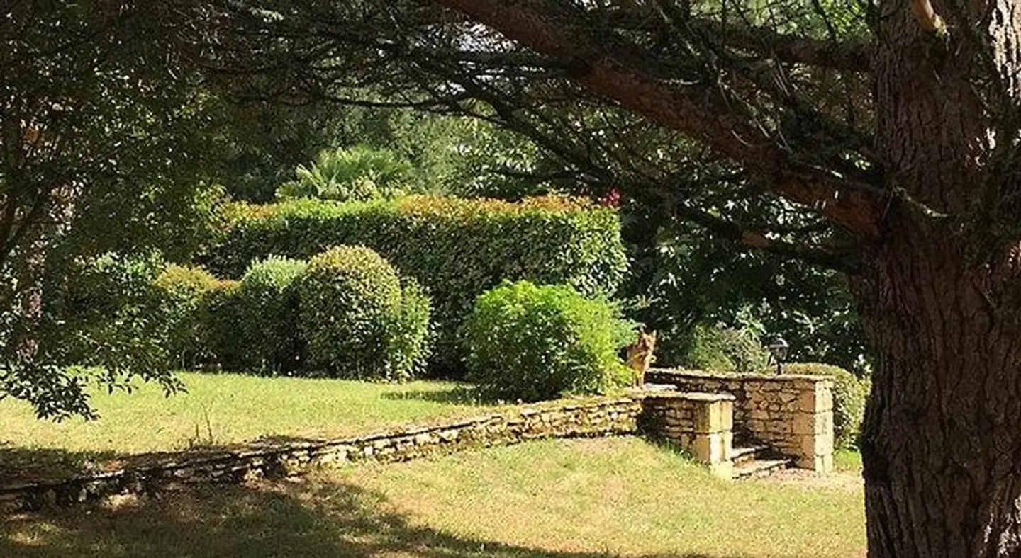 Le Domaine Aubazen Garten