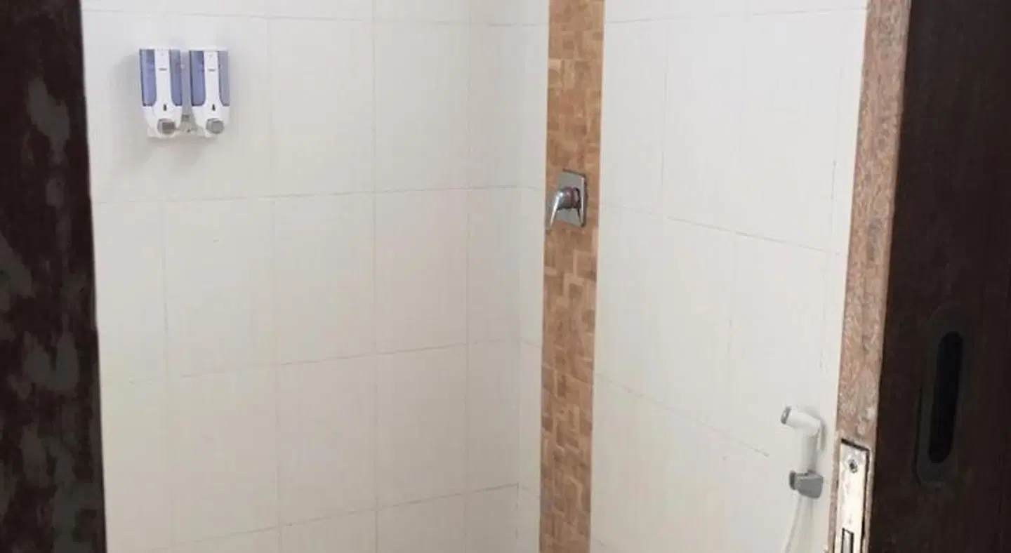 Laksmi Guest House Badezimmer