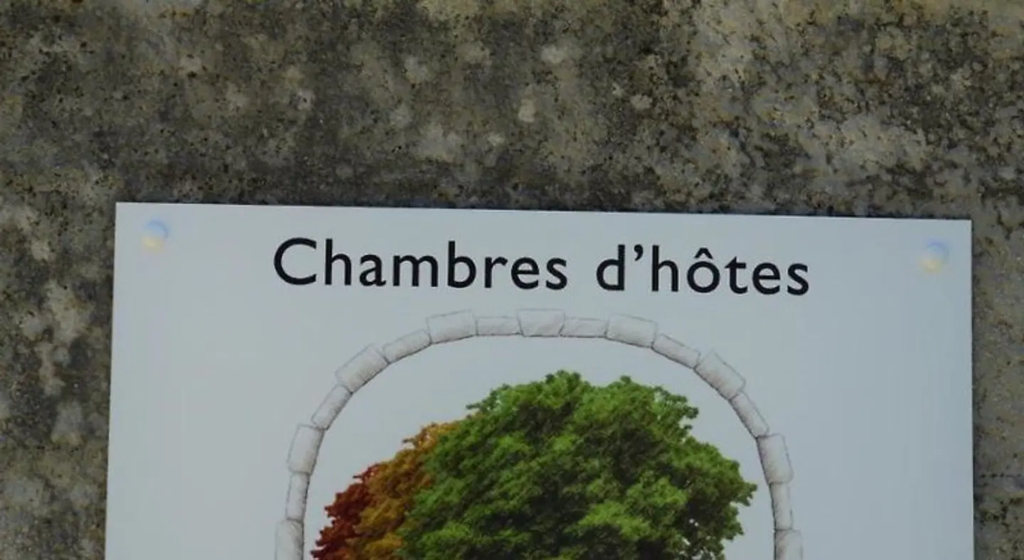 Les Noyers Aulnay EXTERIOR