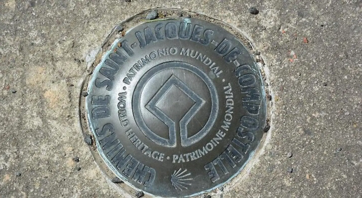 Les Noyers Aulnay EXTERIOR