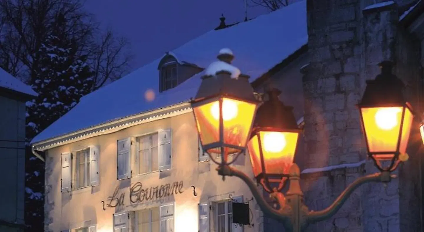 La Couronne EXTERIOR