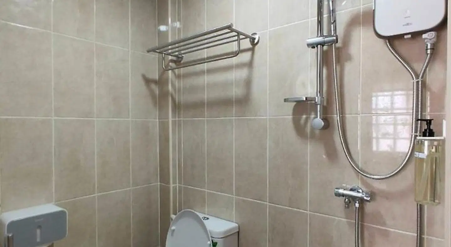 Station8 Hostel Badezimmer