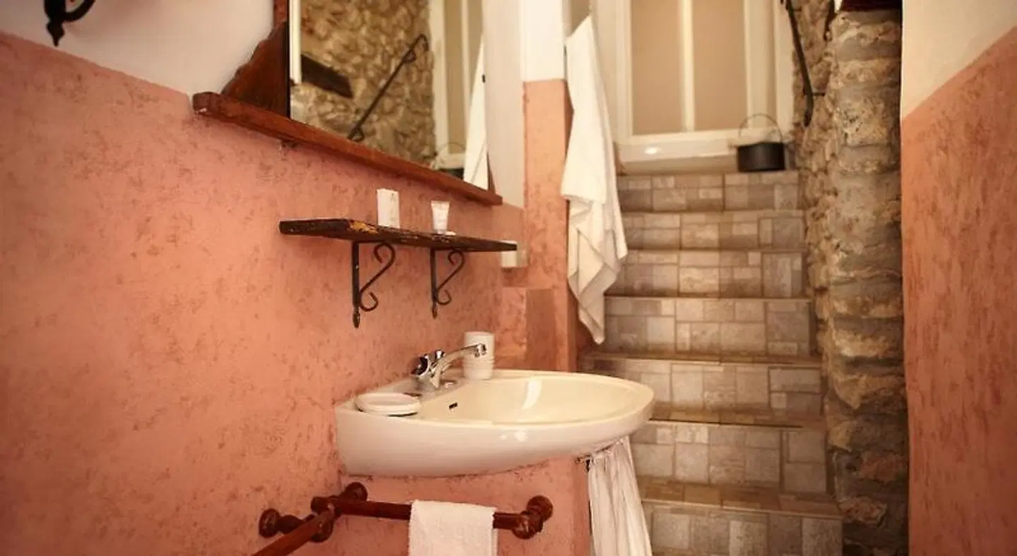 Antico Borgo Sanda Badezimmer