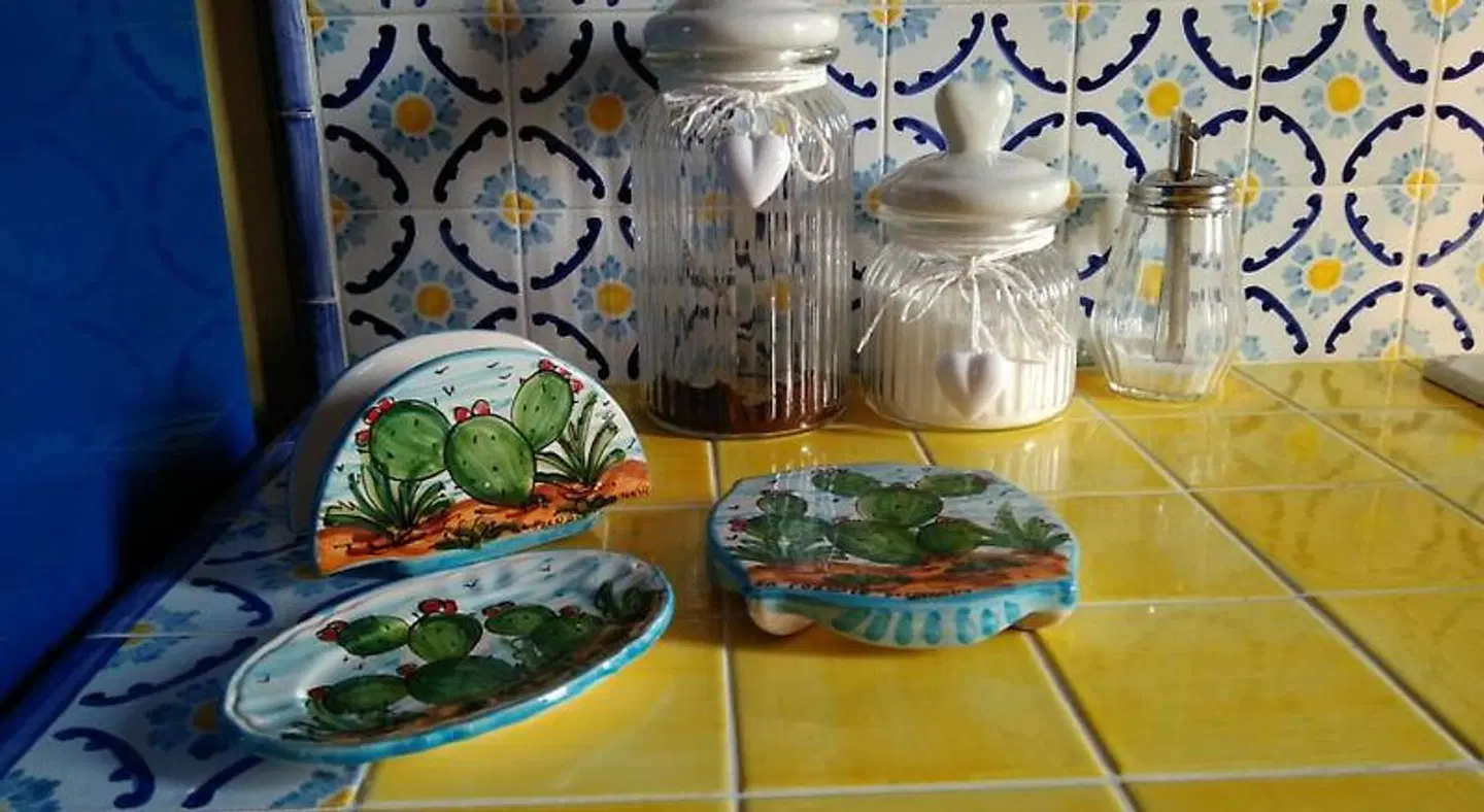 Maiolica SPORTS_AND_LEISURE
