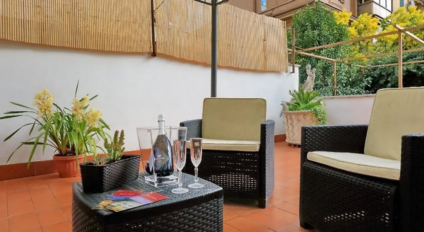 I Pini di Roma - Rooms & Suites LOUNGE_LOBBY