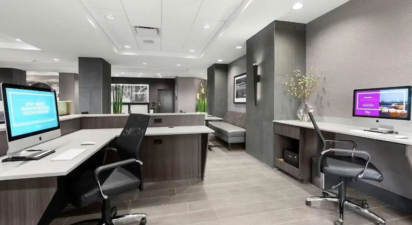 Hampton Inn & Suites Spokane Downtown-South Lobby