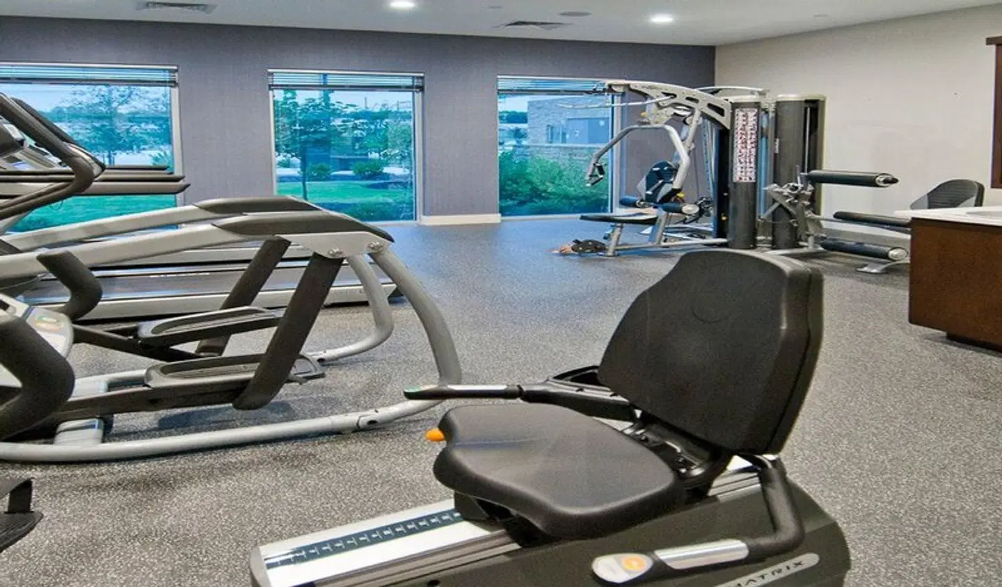 Holiday Inn Austin Airport by IHG SPORTS_AND_LEISURE
