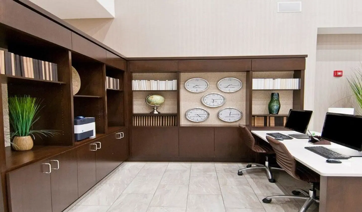 Holiday Inn Austin Airport by IHG MODEL_IMPRESSION