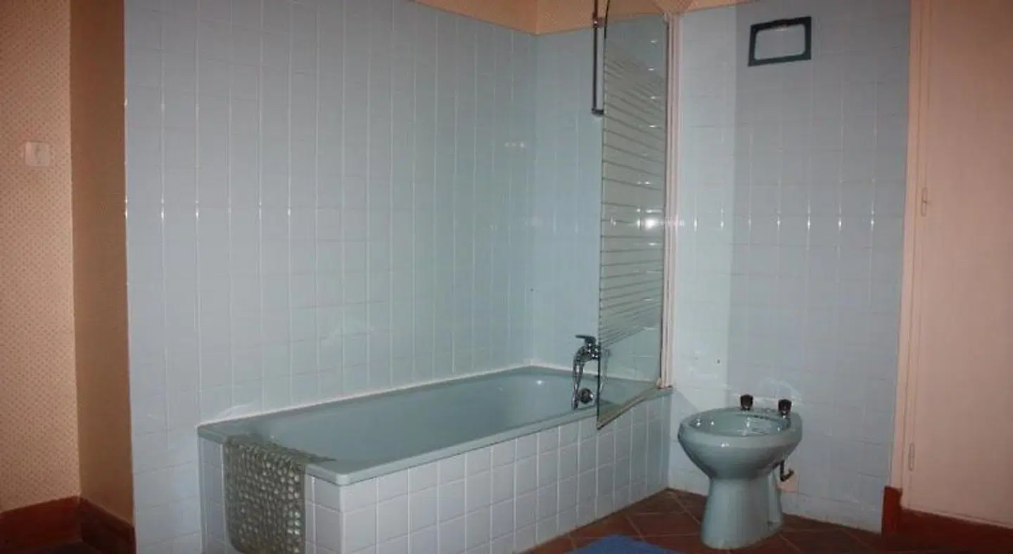 Presbytère de Jonquiere Badezimmer