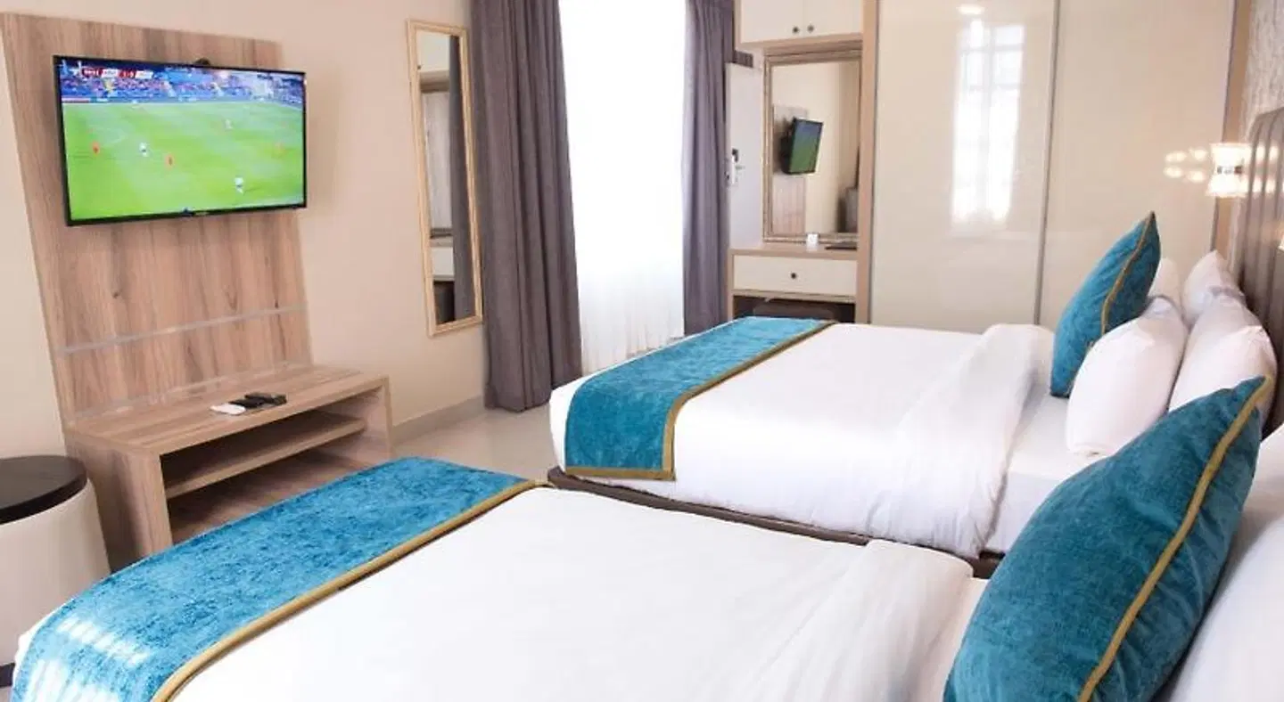 Britannia Hotel ROOM_EXAMPLE