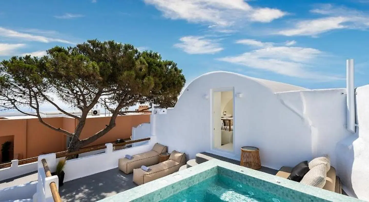 Hill Suites EXTERIOR