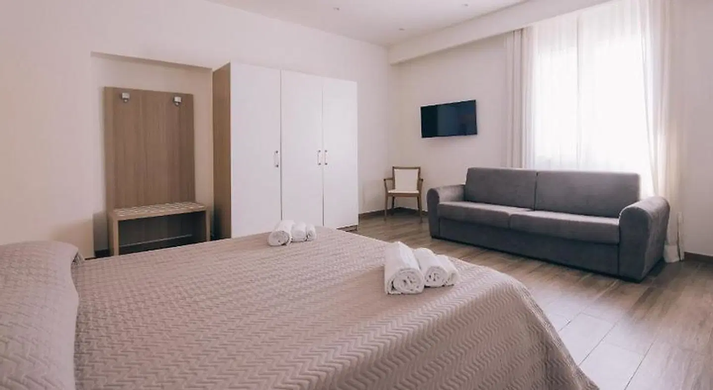 La Promenade ROOM_EXAMPLE