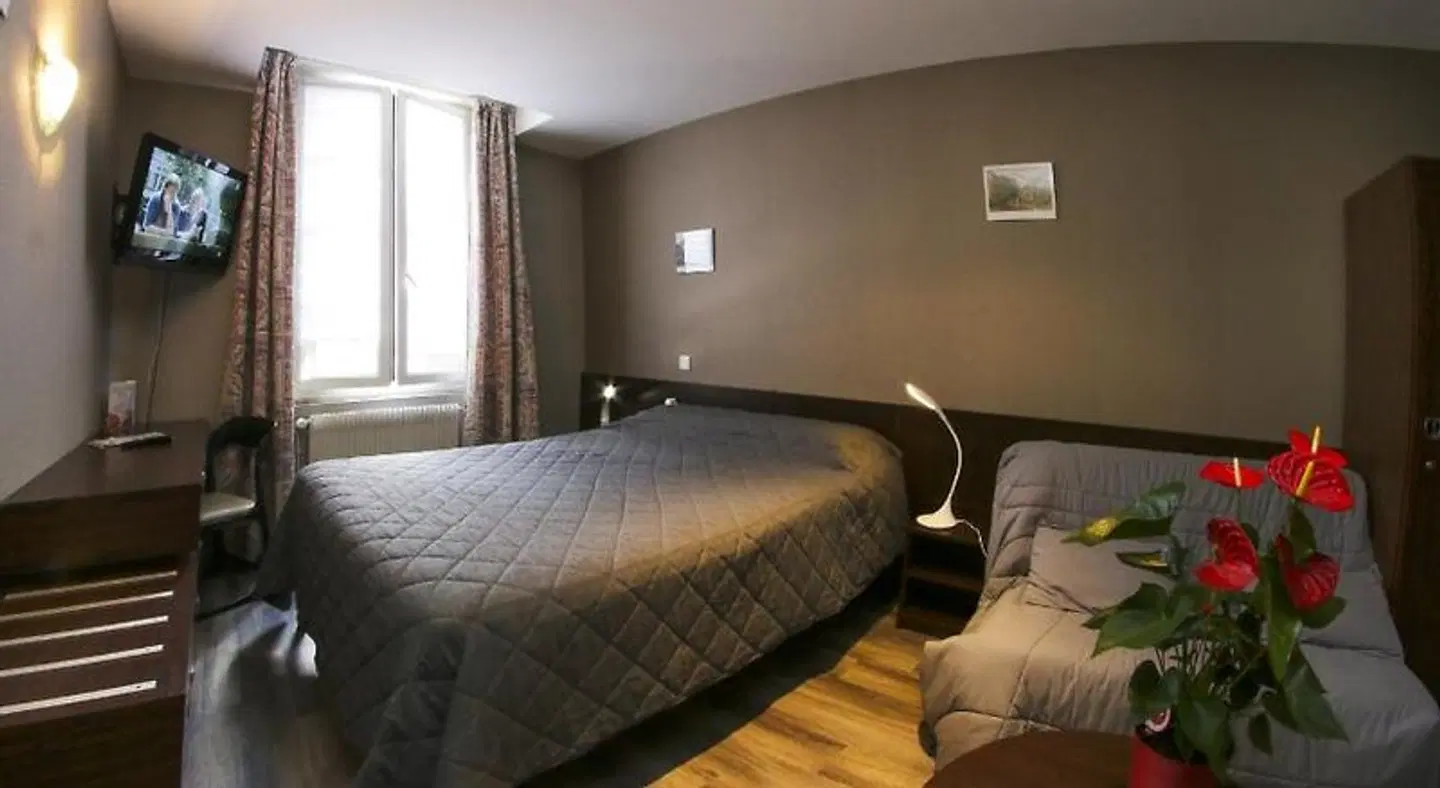 Hotel des 2 Nations ROOM_EXAMPLE