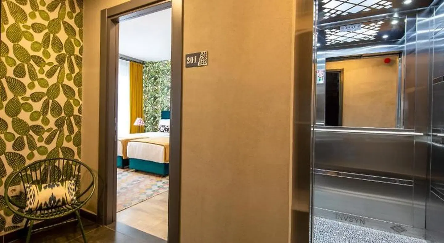 Green Parrot Hotel Badezimmer