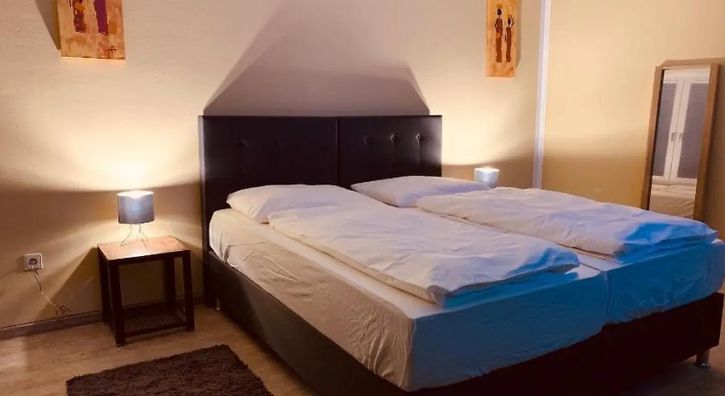 White Pearl Hostel ROOM_EXAMPLE