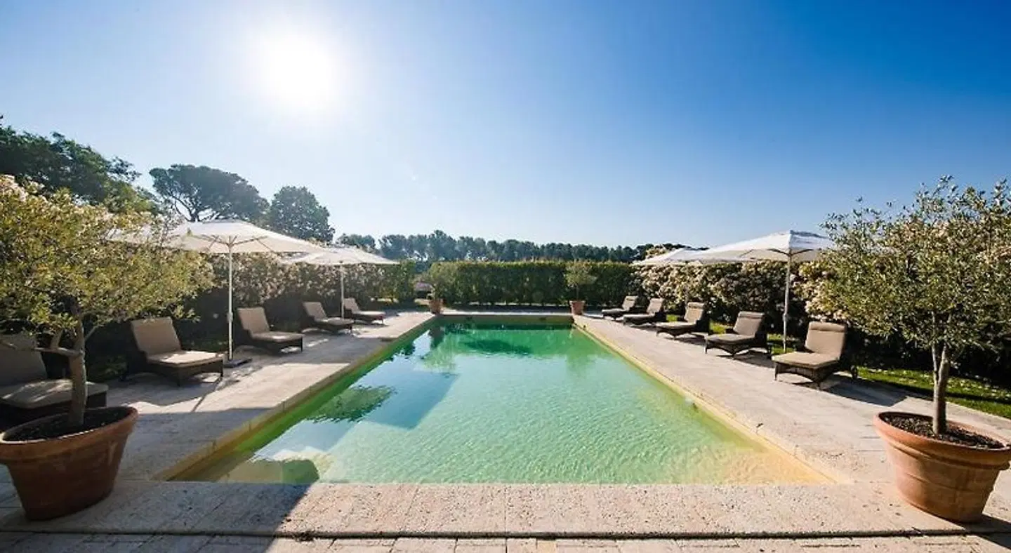 Château Gigognan - Chambres d'hotes OUTDOOR_POOL