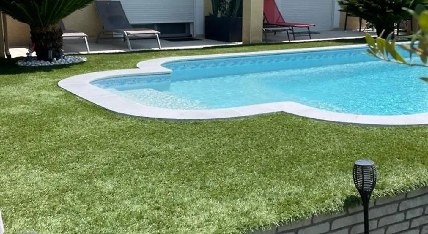 Chambre avec charme OUTDOOR_POOL