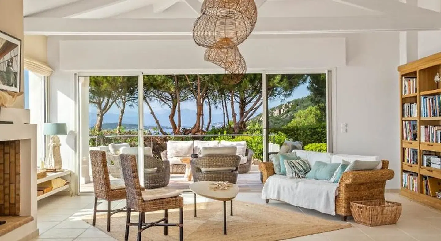 A Casa Nostra Restaurant