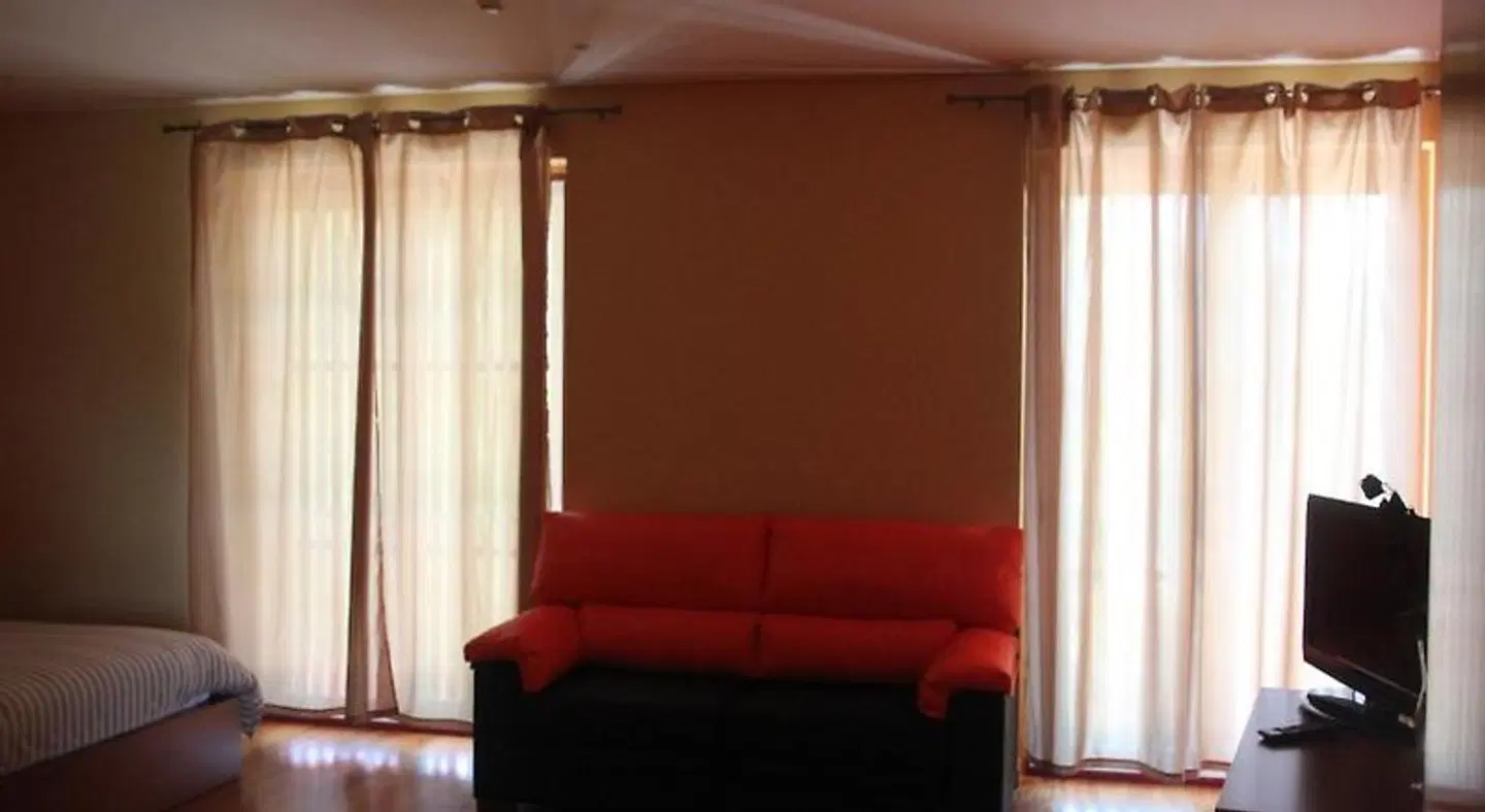 Encostas da Torre ROOM_EXAMPLE