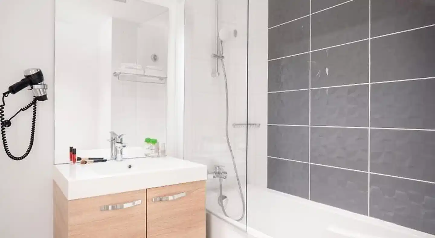 Residhome Dijon Cite Des Vignes Badezimmer