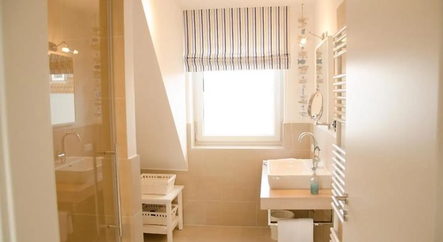 Hus Achterliek Badezimmer
