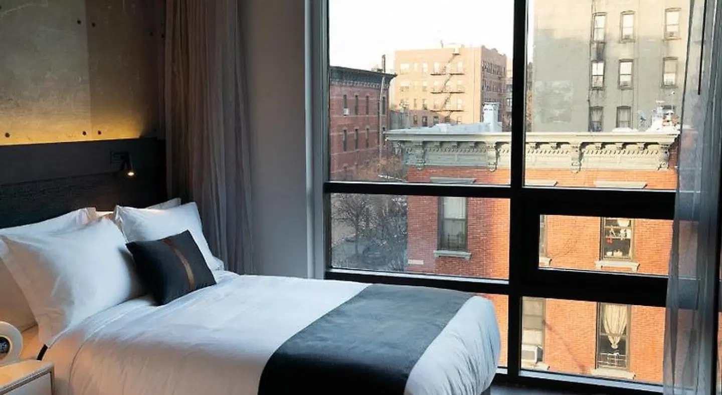 42 Hotel ROOM_EXAMPLE