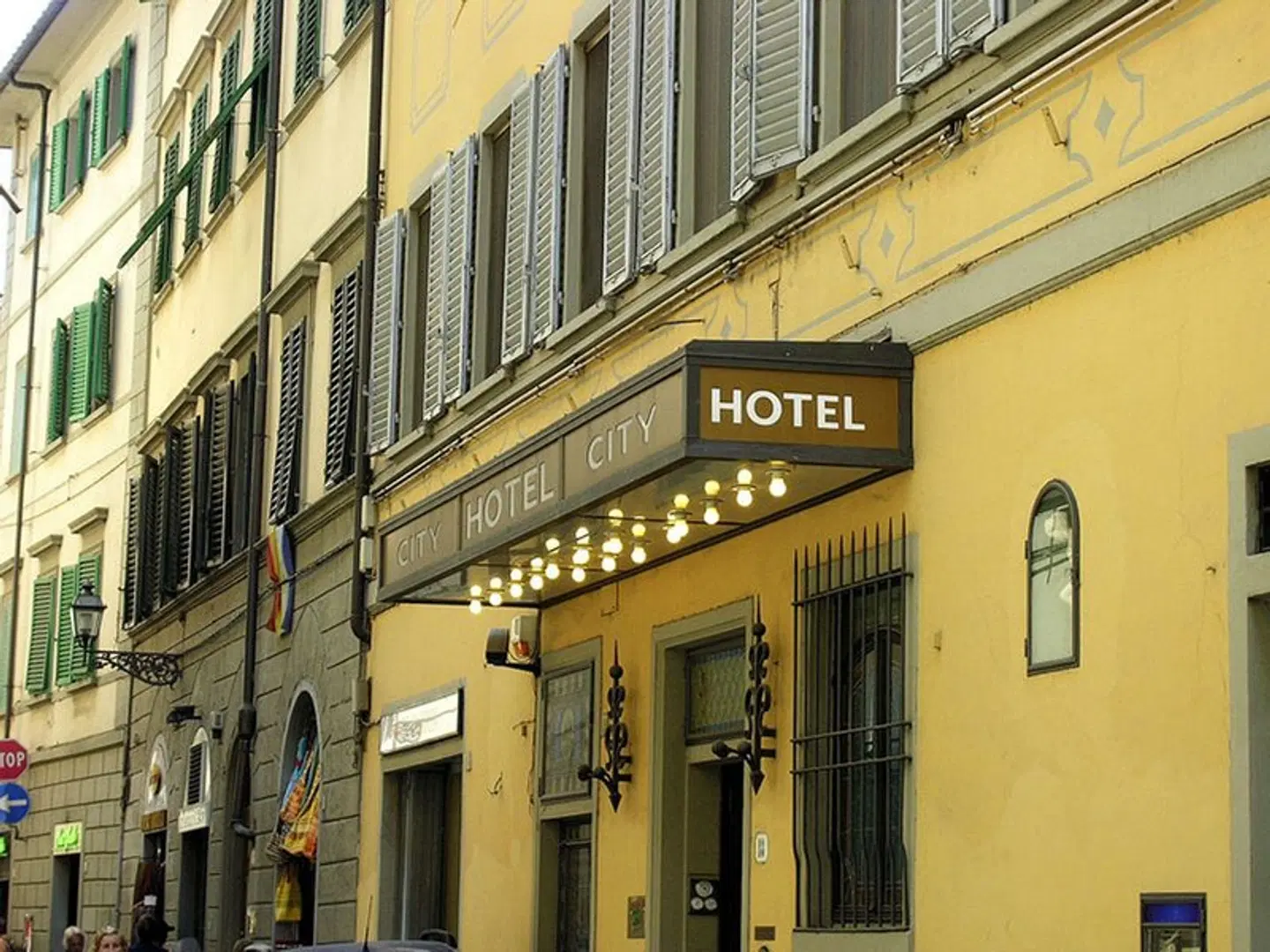 City EXTERIOR