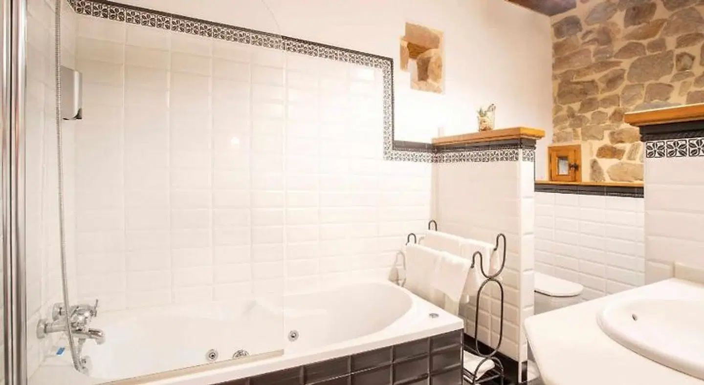 Palacio La Cajiga Badezimmer