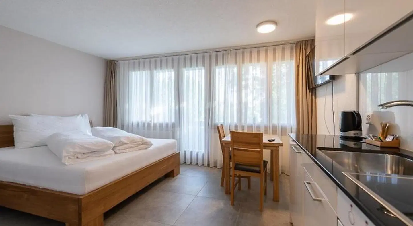 Noah Hotel ROOM_EXAMPLE