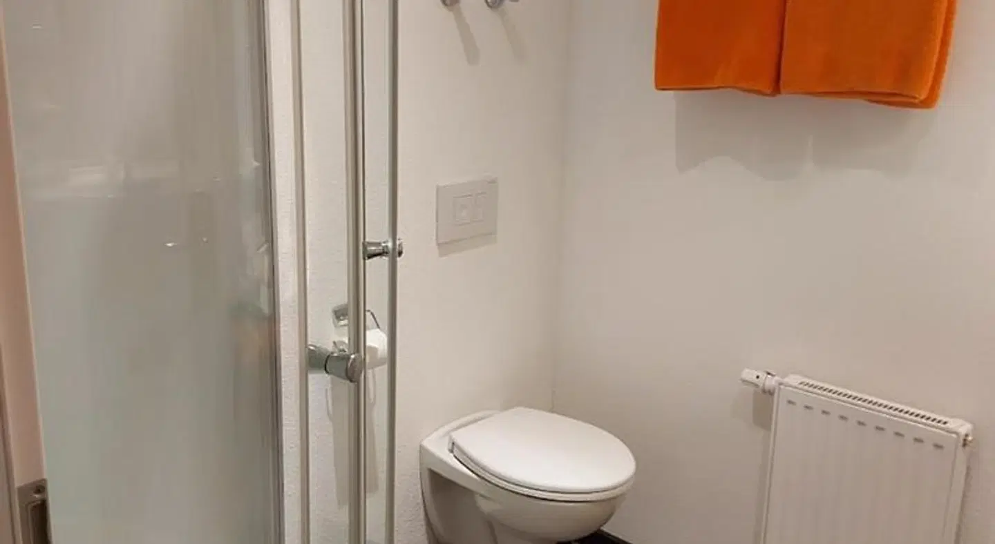 Goldenes Kreuz Badezimmer