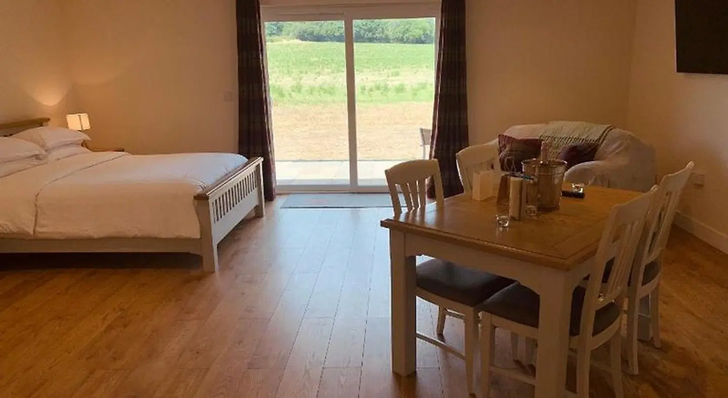 Plumptons Farm Holiday Lodges ROOM_EXAMPLE