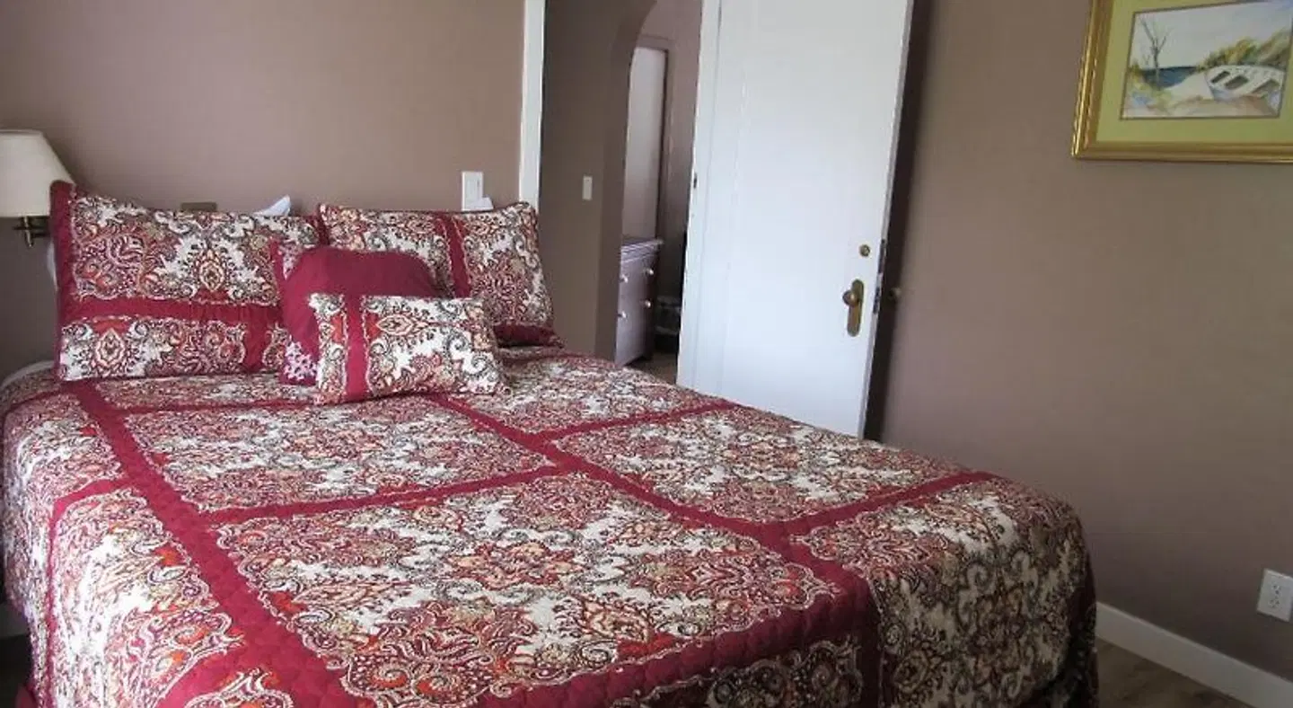Captain Cook Inn ROOM_EXAMPLE