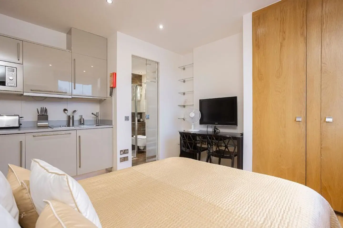 Space Apart Hotel ROOM_EXAMPLE