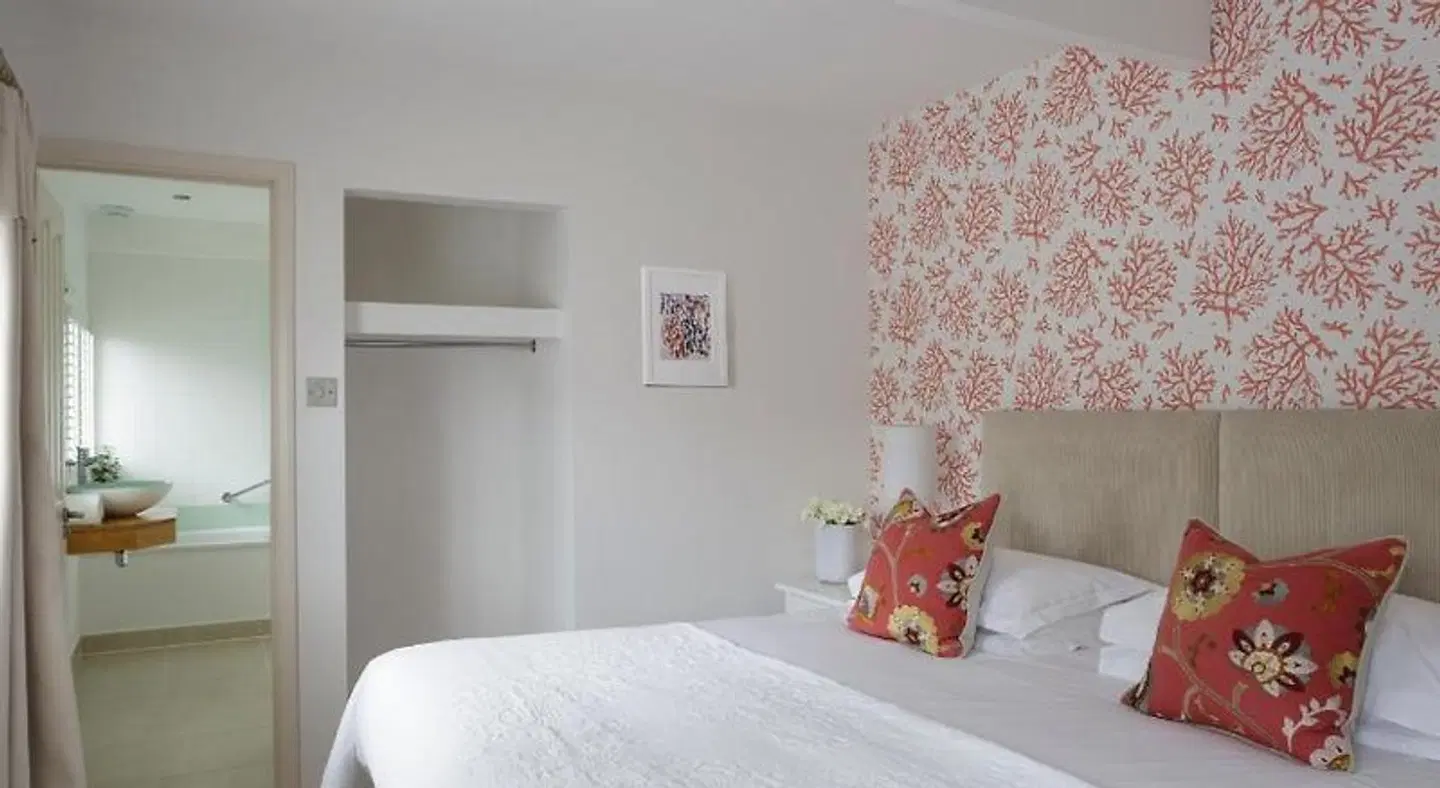 Boskerris Hotel ROOM_EXAMPLE
