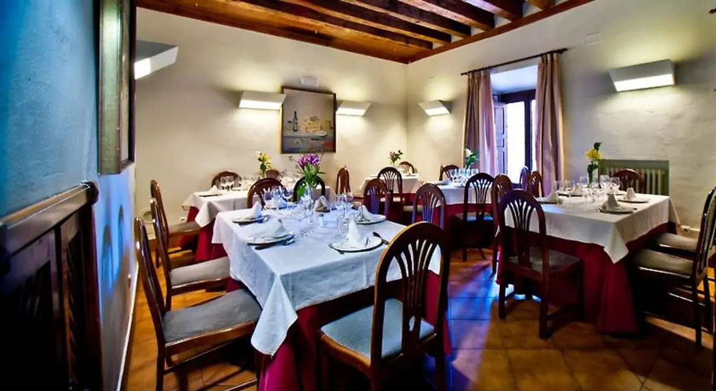 Hotel Condes de Castilla Restaurant