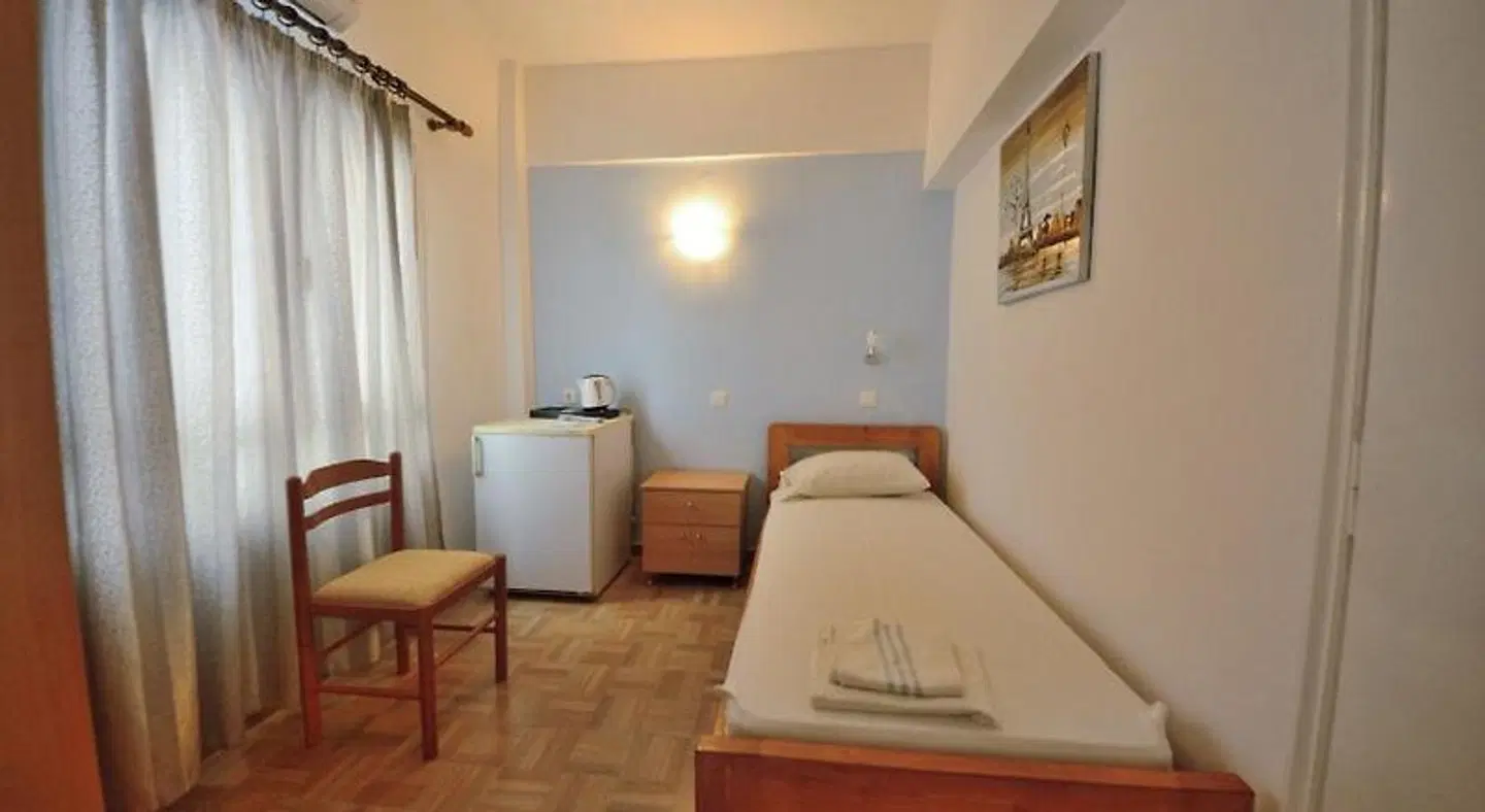 Lampis Studios ROOM_EXAMPLE